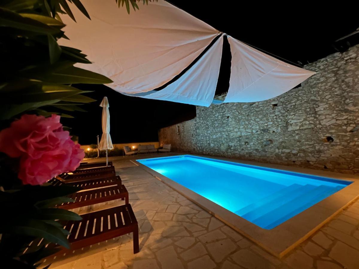 Boutique House Ika With Private Swimming Pool Villa Stankovci  Bagian luar foto